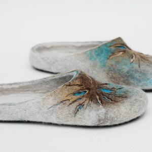 Felted slippers Woman home shoes Grey Brown Beige Tan Turquoise Aqua Traditional felt Sun slippers Handmade Women shoes image 3