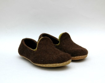 Felted WOMEN shoes Brown green - Handmade brown loafers