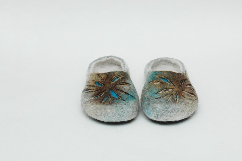 Felted slippers Woman home shoes Grey Brown Beige Tan Turquoise Aqua Traditional felt Sun slippers Handmade Women shoes image 1