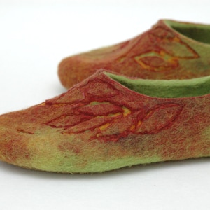 Felted slippers for women in green ad brick red perfect birthday or housewarming gift image 1