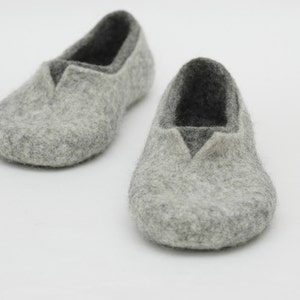Felt slippers indoor shoes, Natural wool bathroom slippers, Boho New home gifts, gift for her, Christmas gift