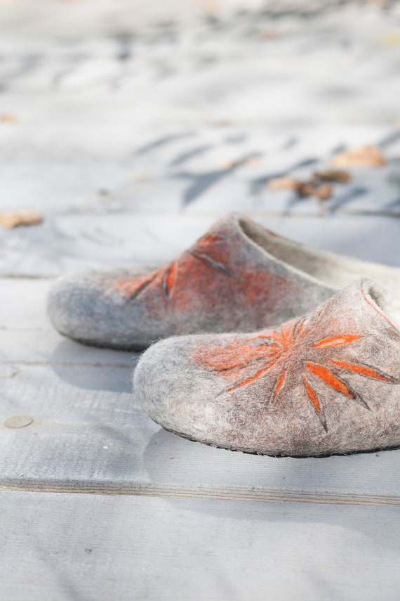 Felted slippers for women - sunburst pattern in gray, brown and orange