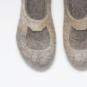 Felted slippers with cats for women in natural organic colour pallet