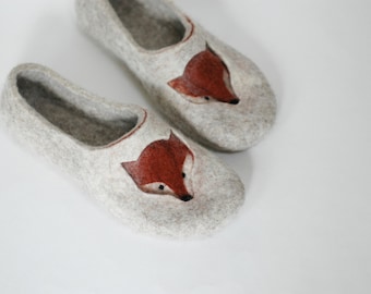 Felted slippers for men Fox Lover made from natural grey European sheep wool