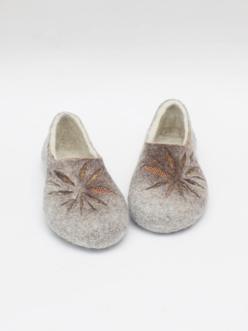 Felted slippers for women in milk white, grey and little bit of tan image 6