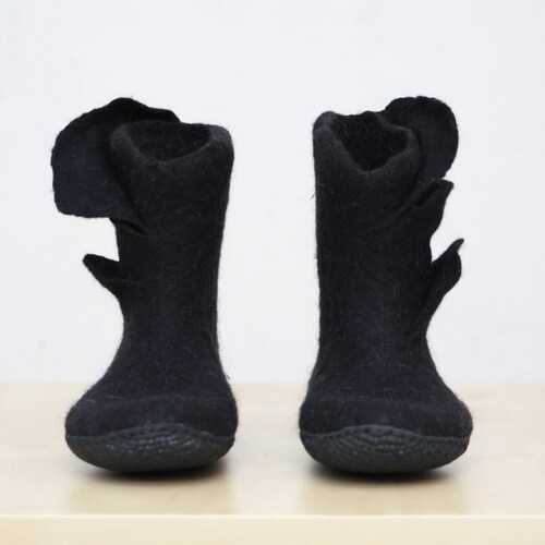 Felted black booties for women - woolen barefoot shoes