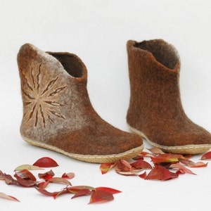 Felted shoes for women Caramel brown colors image 4