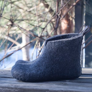 Grey felted boots for women perfect booties for spring, autumn, and winter image 9