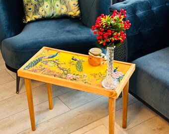 Mesa auxiliar de cerámica con forma de pavo real hecha a mano, 60 x 30 cm