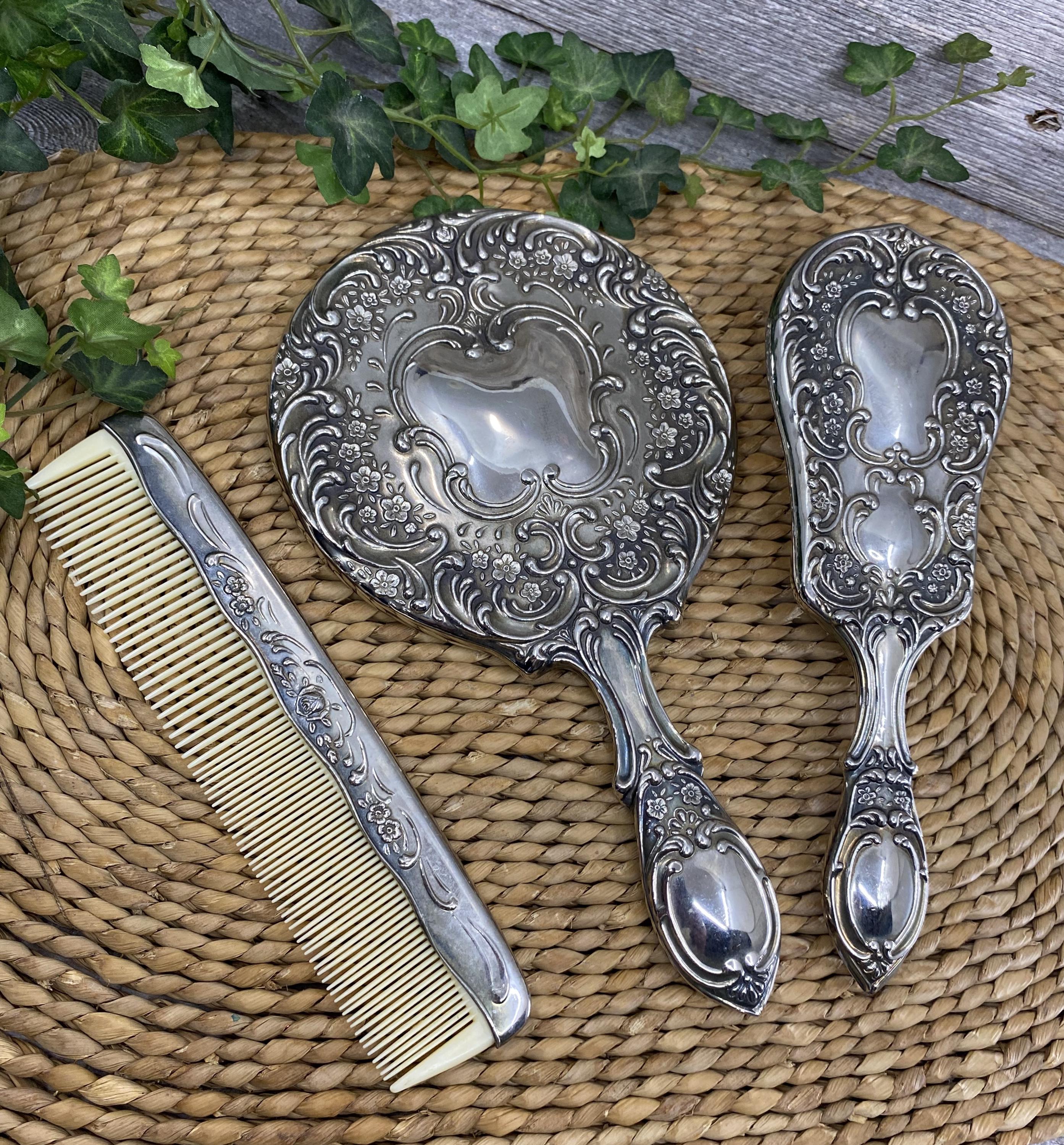 Silver Repousse Hair Brush - Etsy display picture 3