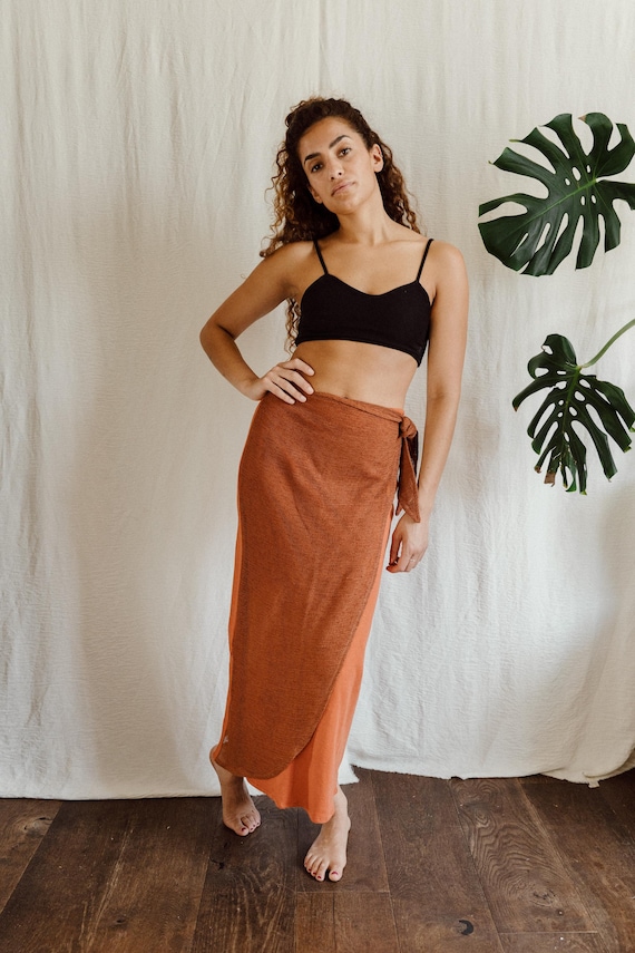 Bamboo rust skirt, with beautiful woven wrap detail.