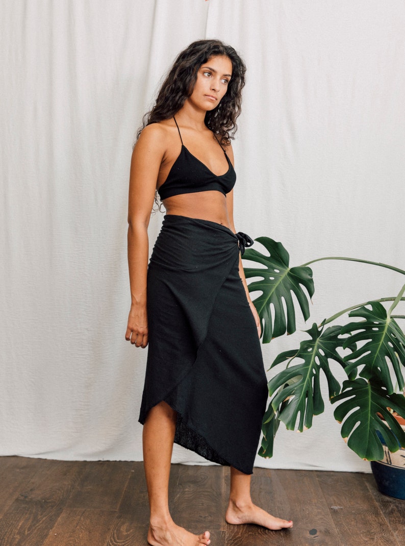 Raw cotton Black Wrap skirt image 3