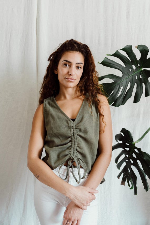 Raw cotton khaki green pull top