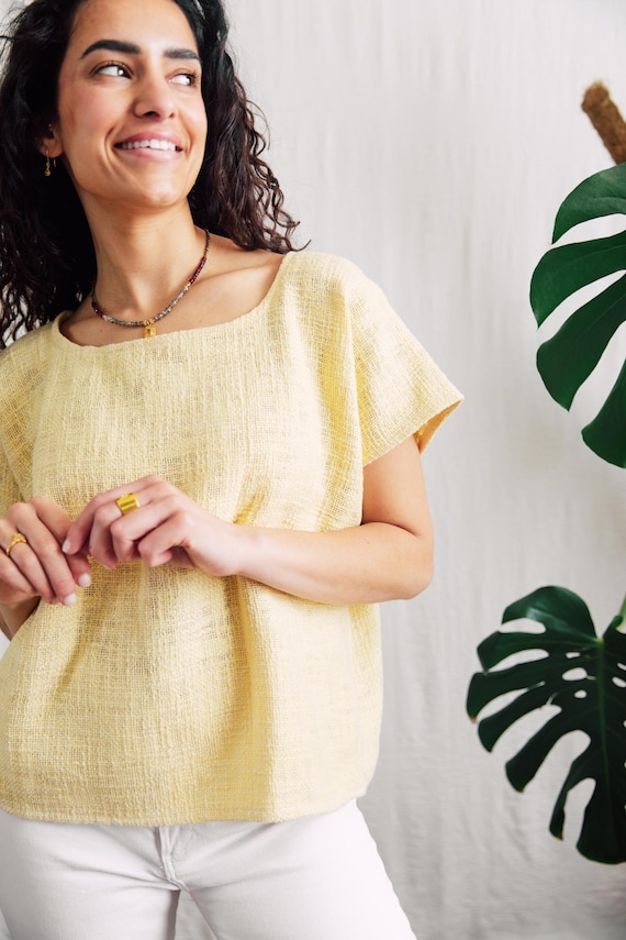 Everyday top in Soft summer Yellow