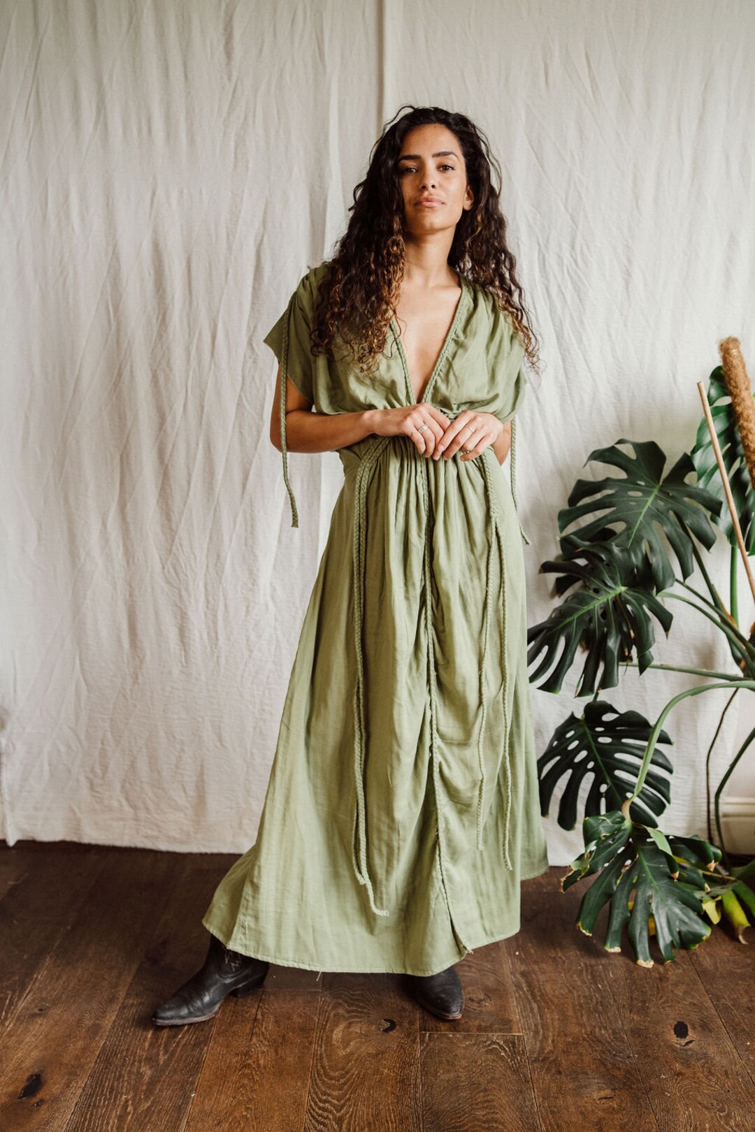 LOTUS DRESS (BROWN)
