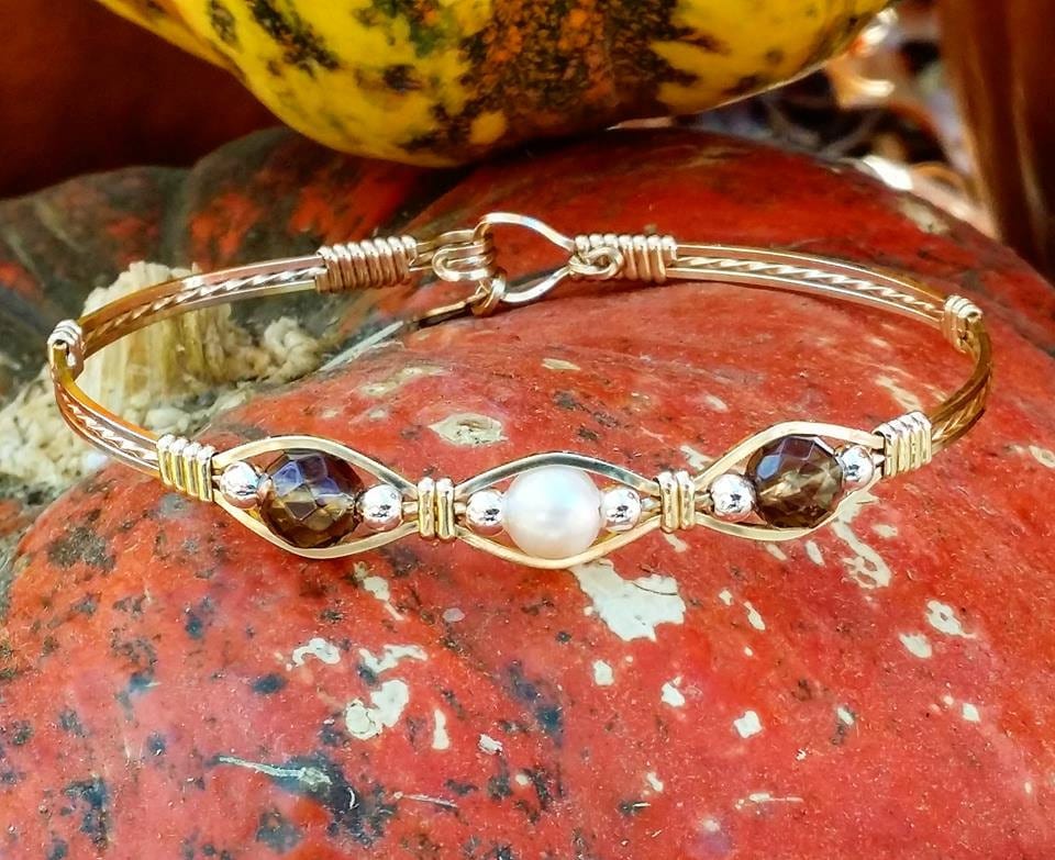 Gold wire deals bracelets