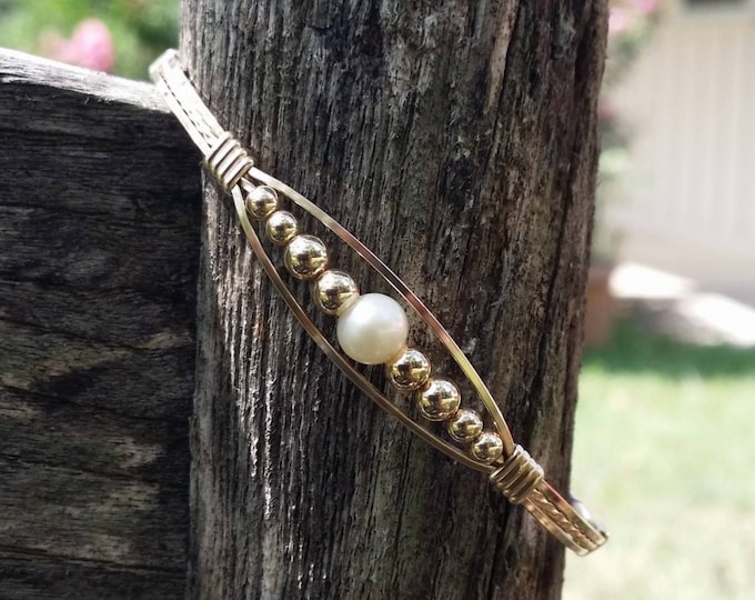 Gold Meaghan w/Pearl, 14kt gold filled, gold bracelet, pearl bracelet, wire wrapped, wire jewelry, gold jewelry, pearl jewelry