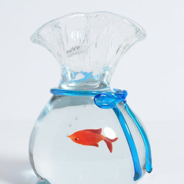 Pisapapeles vintage de cristal de Murano de 5", Fish in Bag, Formia Vetri di Murano Italia