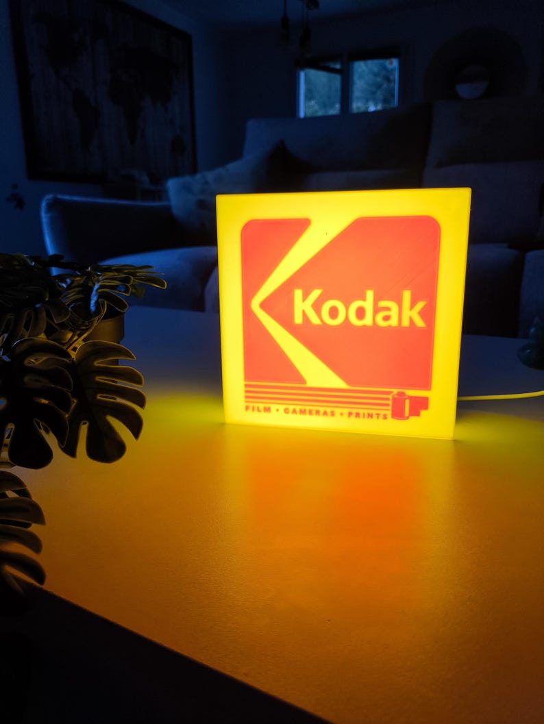 Kodak LED USB Light-Up Lamp with ON/OFF Switch – Vintage Retro Cinema Decor – Designer Night Light – Original Photo Gift image 2