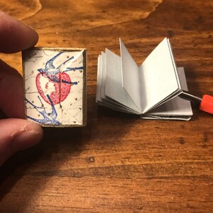 Adorable Ingenious Origami Miniature Books or Writing Letters Large mini book