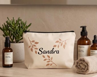 Personalized toiletry bag with your desired name. Gift idea, present, birthday, Christmas, family, friends, colleagues, employees