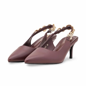 burgundy dress and gold heels What Color Shoes to Wear with a Burgundy Dress?