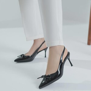 black dress hot pink shoes Black Dress Pink Shoes