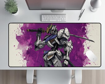 Samurai Illustration Desk Mat | Japanese Warrior Mousepad | Gaming Desk Pad