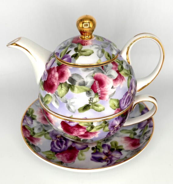 Vintage Floral Tea for One Stacking Set – Porcelain Teapot, Cup, Saucer with Roses Chintz