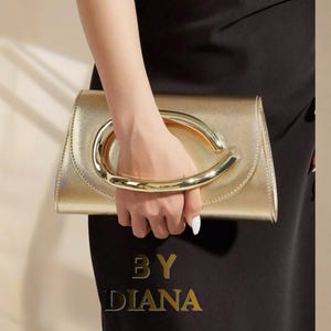 Pochette de soirée avec poignée en métal doré, sac à main de luxe élégant et portable pour mariages et événements formels