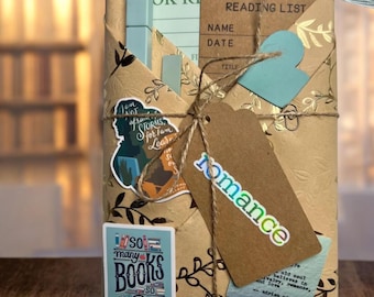 Set de regalo "Cita a ciegas con un libro": Lecturas sorpresa, pegatinas y artículos relacionados con los libros