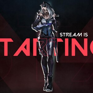 Puede incluir: Imagen de arte digital con un fondo oscuro y texto rojo que dice "STARTING". Un personaje con un atuendo futurista está en el centro, con las palabras "STREAM IS" encima del personaje.