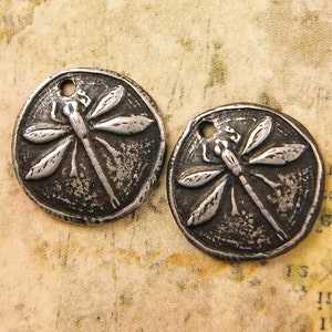 Dragonfly Charms Handmade Rustic Pewter Jewelry Components immagine 2