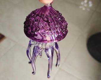 手作りの美しい透明なクラゲ - ガラスのクリスマスオーナメント