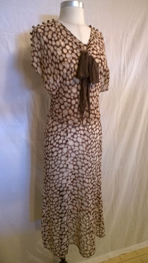 Vintage 1930's Brown and Cream Silk day dress. - B