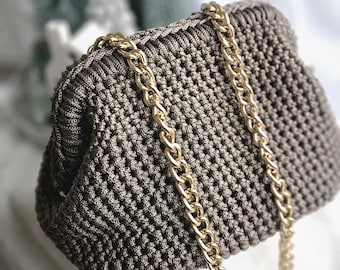 Handmade Crochet Bag Luna Mini – Small Elegant Crossbody Bag with Chain, Boho Clutch, Gift for Her, Beige