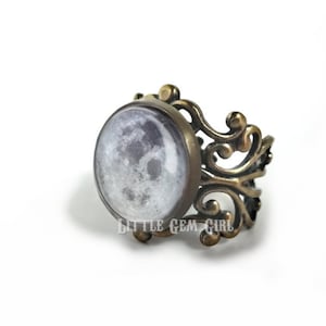 Full Moon Ring - Moon Ring in Antique Bronze or Silver Victorian Filigree Adjustable Ring HIGH QUALITY Ring Band - Halloween Moon Ring