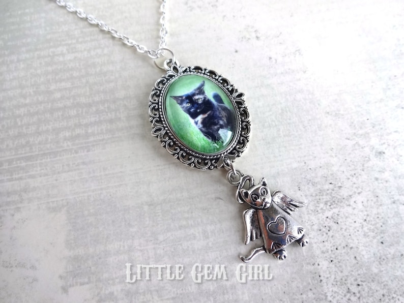 Wedding Bouquet Photo Charm Silver Victorian Charm Remembrance Pet Picture Necklace In Memory Pet Charm Custom Photo Pet Charm
