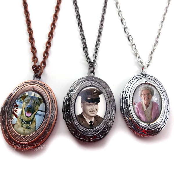 Small Oval Wedding Bouquet Charm – Custom Photo Locket (1–3 Photos) – Victorian Style Personalized Picture Necklace