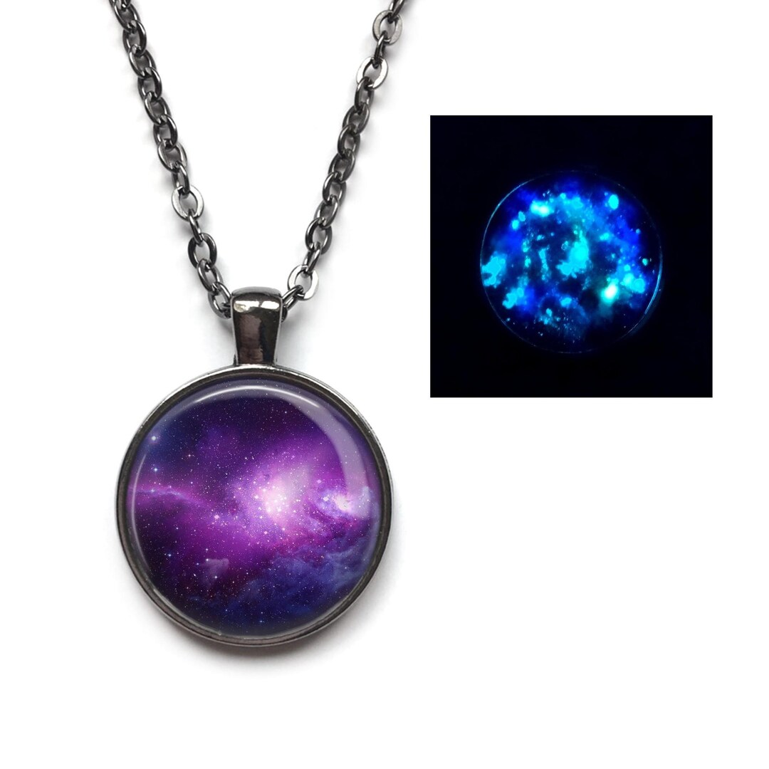 ★BLACK PURPLE☆Eternal Love Keyring Glow in the Dark Purple Galaxy Necklace or Keychain – Unique
