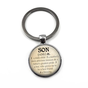 Aangepaste zoon sleutelhanger met woordenboekdefinitie citaat - weggaan cadeau van mama en papa - gepersonaliseerd cadeau voor zoon verjaardag