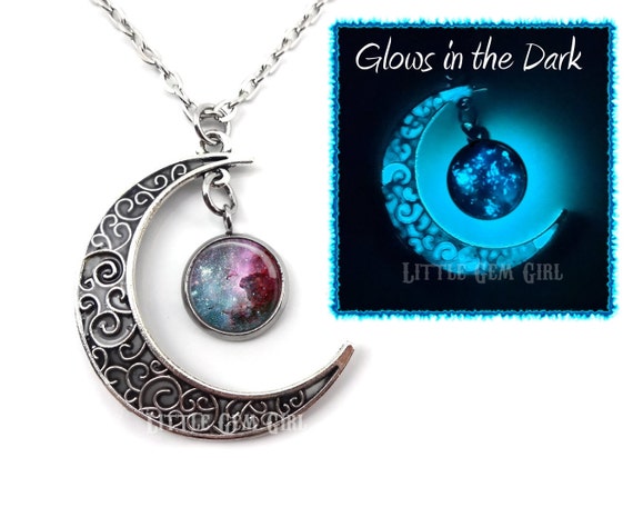 Ｄａｒｋ Ｗ †ｔｃｈ - Crescent Moon Glowing Necklace Hearts-shaped... | Facebook