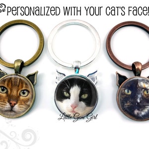 Personalized Cat Key Chain Charm - Custom Cat Jewelry - Your Cat&#39;s Face on a Keychain - Cat Memorial Custom Photo Picture Key Charm