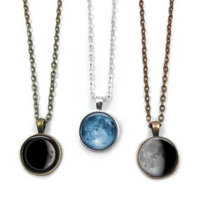 Personalized Birth Moon Necklace or Keychain – Custom Lunar Phase Jewelry – Birthday Moon Gift