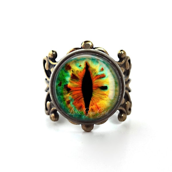 Dragon Glass Eye Ring - Gothic Cat Eye Jewelry - Vintage Filigree Adjustable Ring - Evil Eye Jewelry - Green Orange Eyeball Ring (E1)