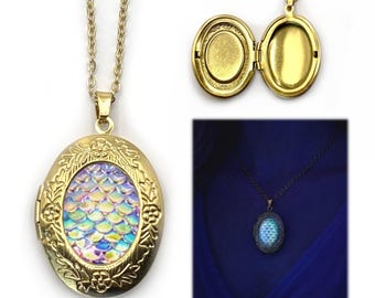 Glowing Dragon Egg Locket Necklace – Glow in the Dark Mermaid Scale Pendant – Fantasy Jewelry with Stainless Steel Option, 18" chain