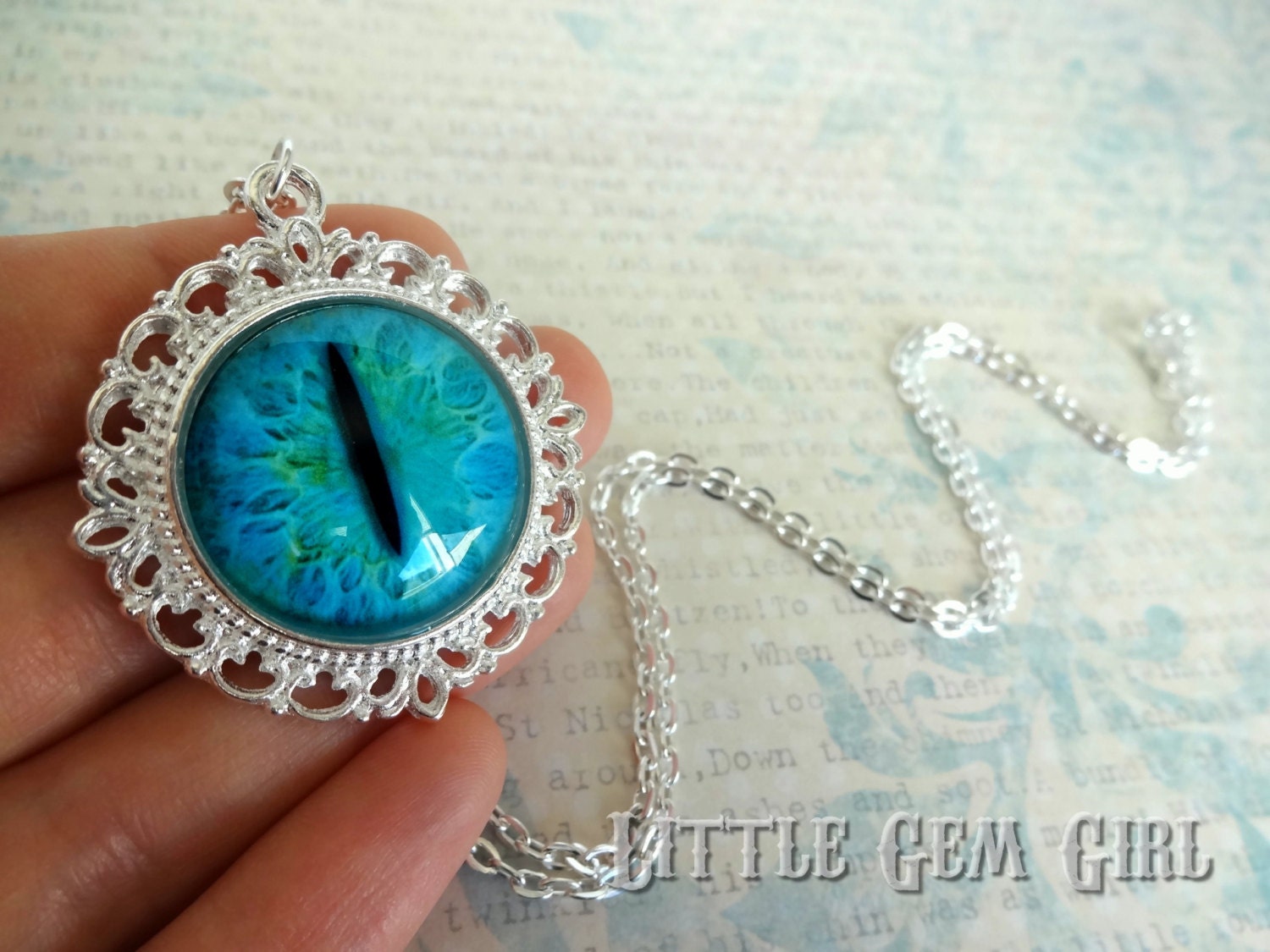 Glowing Cat Eye Necklace 24 Eye Colors Cat Eye Jewelry Etsy