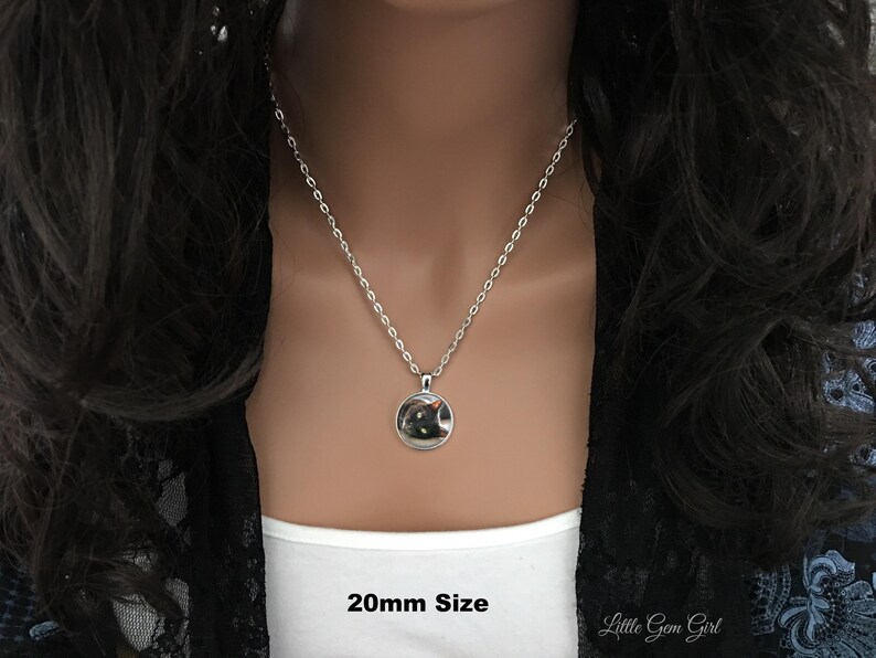 Collar con foto personalizado con tus imágenes - 4 tamaños y 6 acabados metálicos - Joyería con fotos personalizadas - Disponible en plata, oro rosa y oro imagen 7