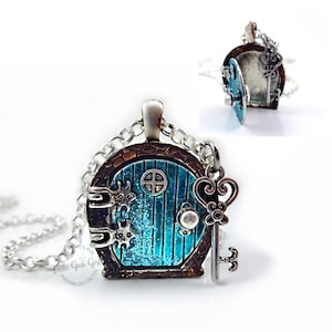 Fairy Door Locket Necklace - Alice&#39;s Adventures in Wonderland Door Charm - Aqua Blue Sparkly Door with Key - Fairy Tale Charm