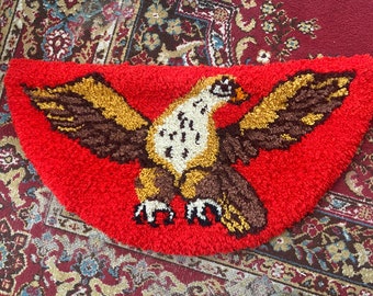 Handmade Eagle Hook & Latch Rug Wall Hanging, Vintage Wall Art | Vintage Americana Decor | Handmade Statement Rug